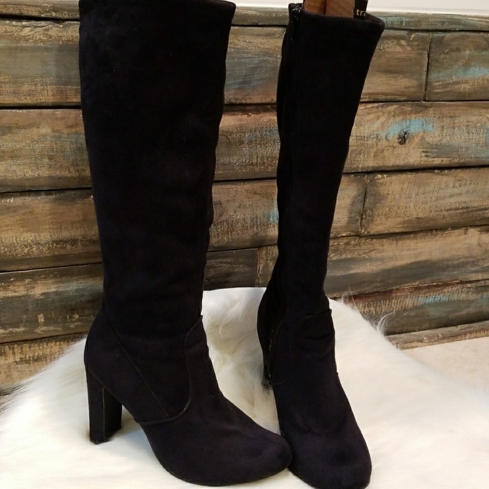 Womens suede boots